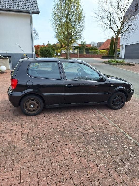 Gebraucht VW Polo Basis 75 PS (55 kW) 2000 Limousine