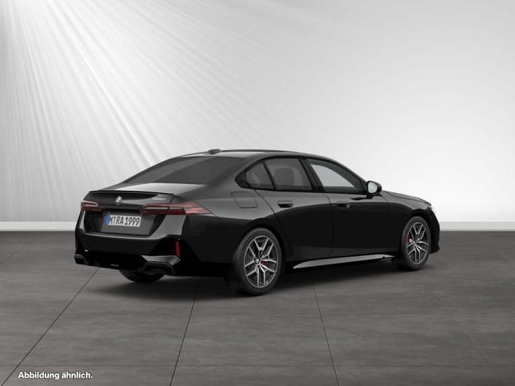 Neu BMW 520 M Sport 197 PS (144 kW) 2025 Brooklyn grau metallic Limousine