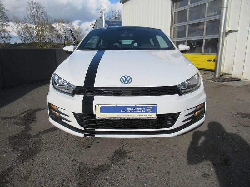 Gebraucht VW Scirocco 125 PS (91 kW) 2017 Weiß Coupé