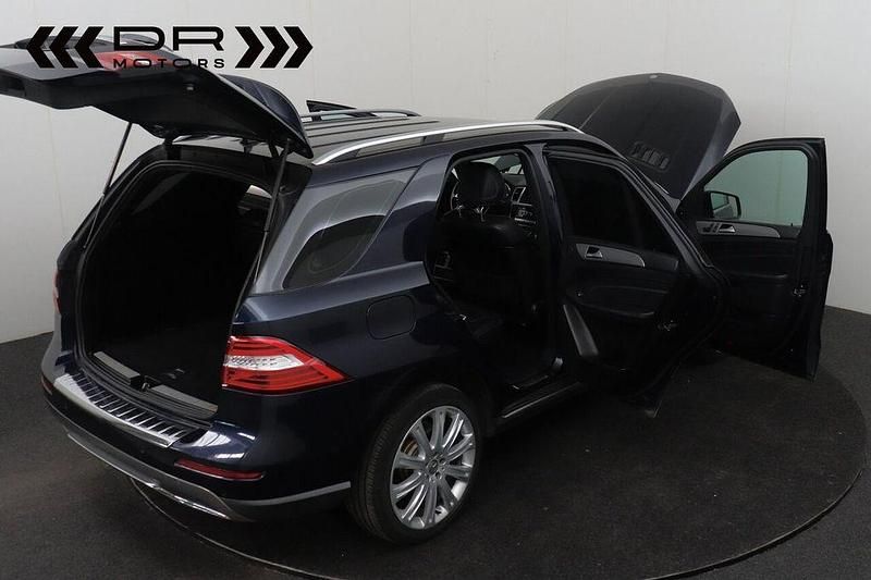 Gebraucht Mercedes ML250 204 PS (150 kW) 2013 Blau SUV