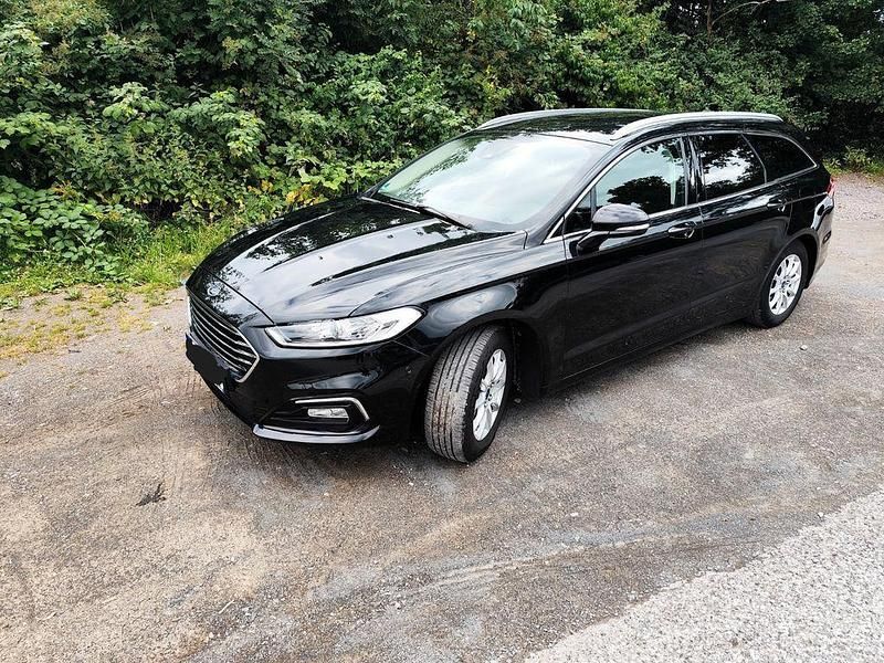 Schwarz Gebraucht 2019 Ford Mondeo Business Edition Limousine | 15.400 € (Fairer Preis) - Bild 1/4