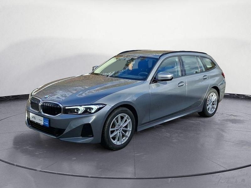 Gebraucht BMW 318 156 PS (114 kW) 2025 Grau Kombi