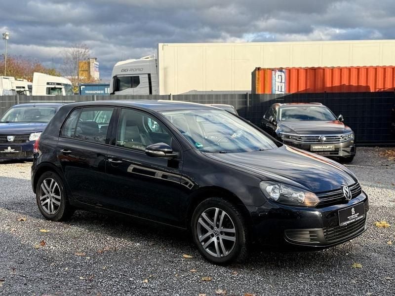 Schwarz Gebraucht 2011 VW Golf VI Comfortline Limousine | 4.499 € (Guter Preis) - Bild 1/4