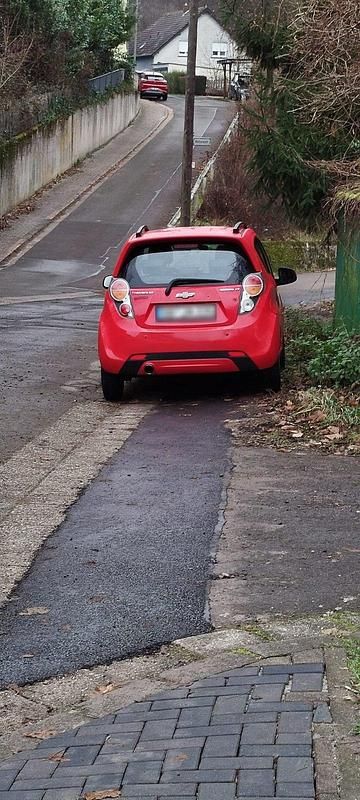 Gebraucht Chevrolet Spark 82 PS (60 kW) 2010 Rot Kleinwagen