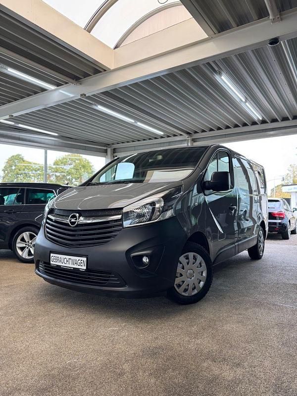 Grau Gebraucht 2017 Opel Vivaro Van | 9.490 € (Superpreis) - Bild 1/4