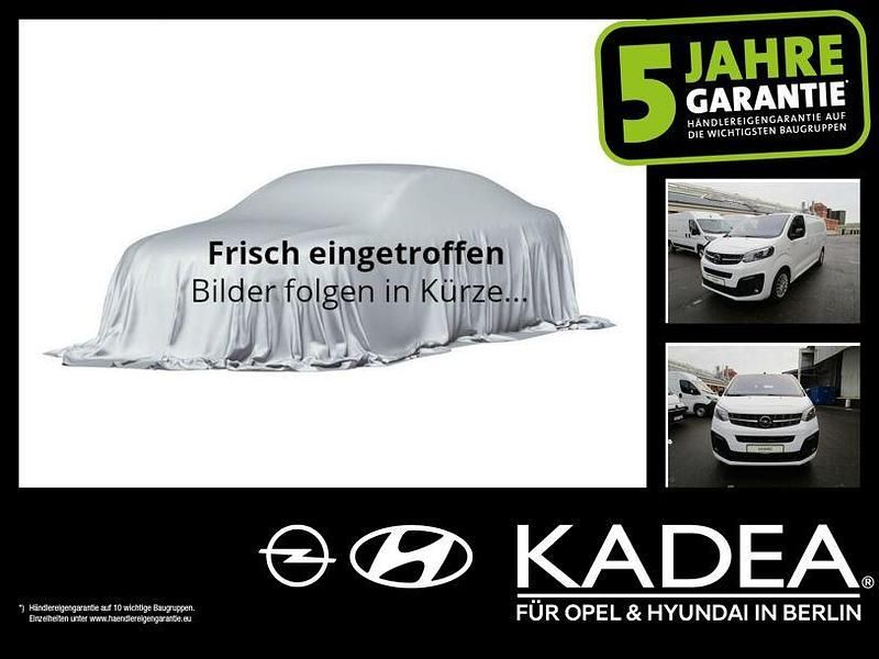 Weiss Gebraucht 2023 Opel Vivaro-e Combi Van | 33.890 € - Bild 1/3