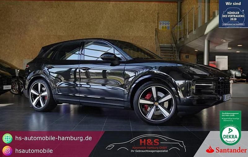 Chromitschwarz Gebraucht 2024 Porsche Cayenne S E-Hybrid SUV | 107.000 € (Etwas zu teuer) - Bild 1/4