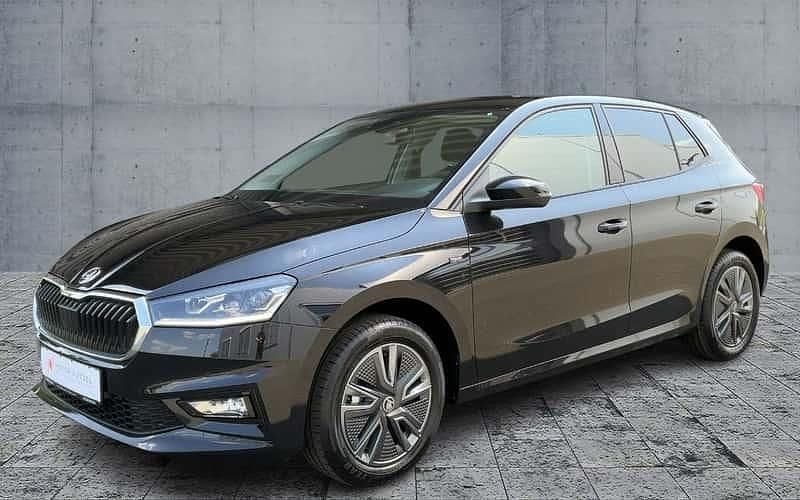 Silber Gebraucht 2025 Skoda Fabia Tour Kleinwagen | 21.770 € (Fairer Preis) - Bild 1/4