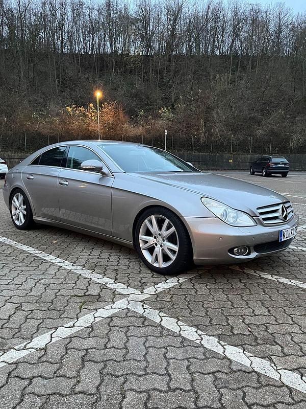 Gebraucht Mercedes CLS320 224 PS (164 kW) 2007 Coupé