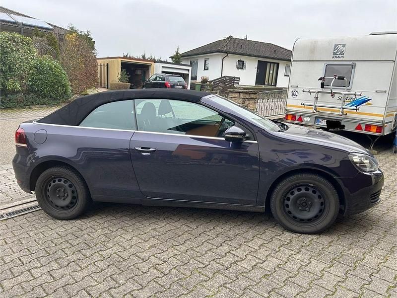 Gebraucht VW Golf Cabriolet 105 PS (77 kW) 2013 Violett Cabrio