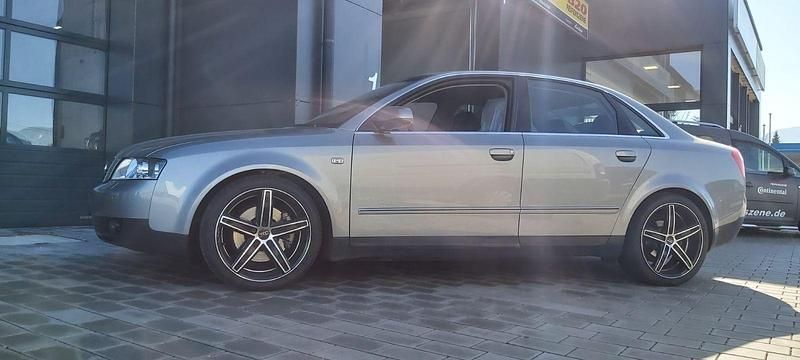 Gebraucht Audi A4 170 PS (125 kW) 2002 Silber Limousine