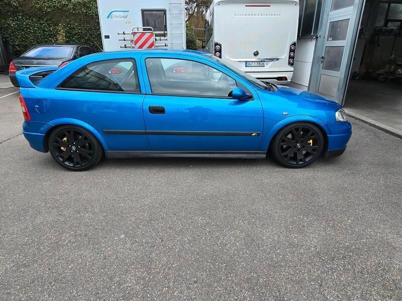 Blau Gebraucht 2000 Opel Astra OPC Coupé | 8.900 € - Bild 1/4