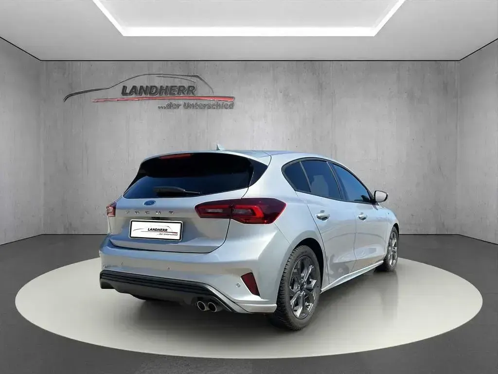 Usata Ford Focus ST-Line 116 CV (85 kW) 2025 Argento Berlina