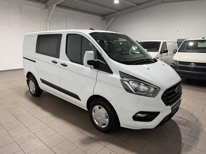 Gebraucht Ford Transit Custom 131 PS (96 kW) 2021 Frost weiß Van / Kleinbus