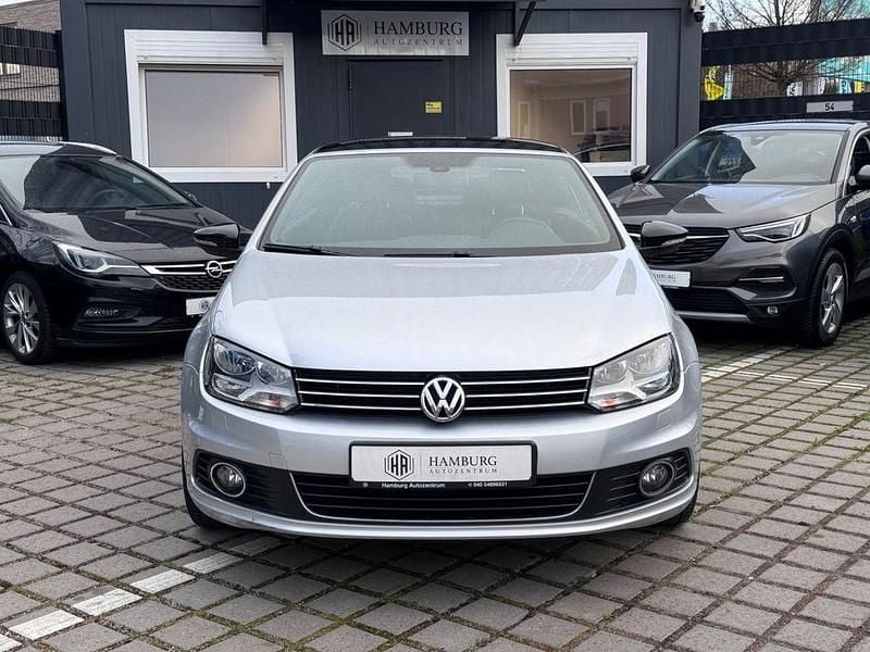 Gebraucht VW Eos Basis 122 PS (89 kW) 2012 Silber Cabrio