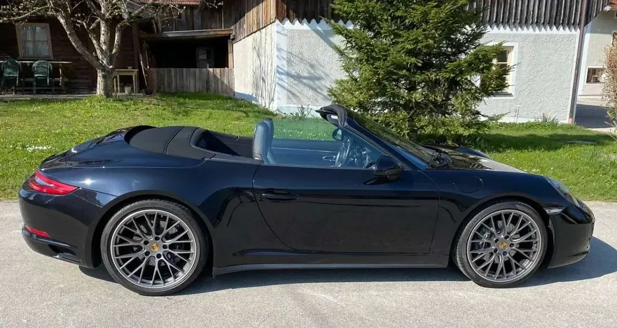 Gebraucht Porsche 911 Carrera Cabriolet 370 PS (272 kW) 2018 Schwarz Cabrio