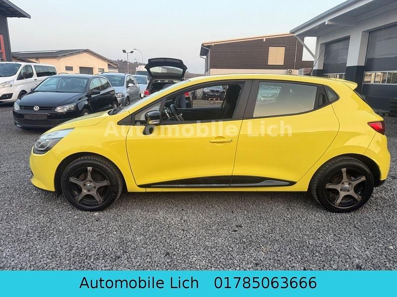 Gebraucht Renault Clio IV Dynamique 73 PS (53 kW) 2012 Gelb Kleinwagen