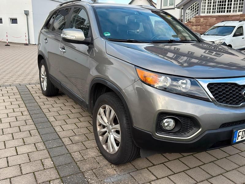 Gold Gebraucht 2010 Kia Sorento 2 SUV | 6.300 € (Guter Preis) - Bild 1/4