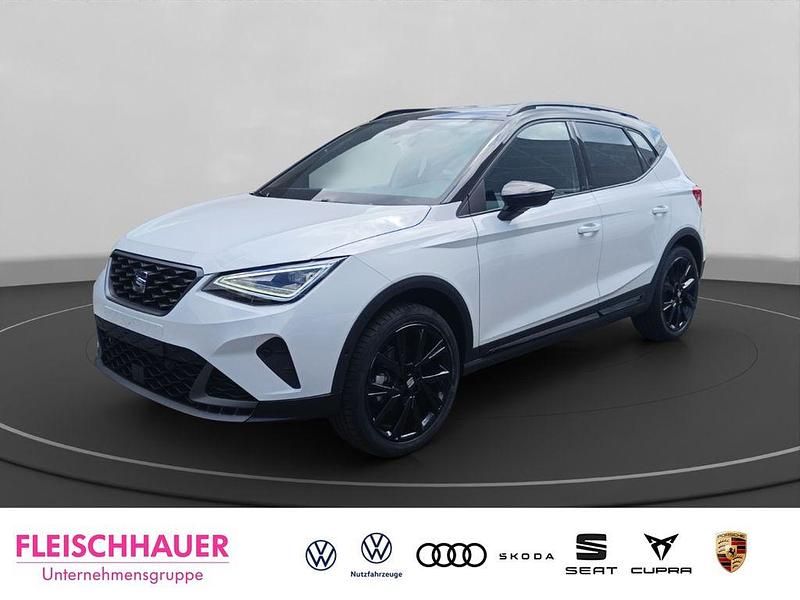 Weiss Gebraucht 2025 Seat Arona Black Edition SUV | 28.790 € (Teuer) - Bild 1/4