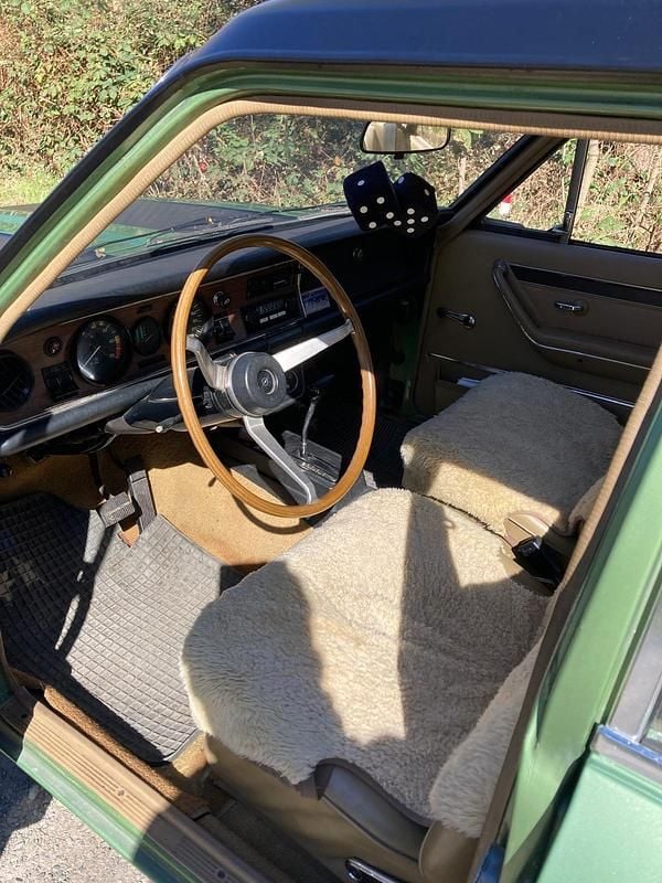 Second-hand Opel Commodore 115 CP (84 kW) 1970 Verde Berlinǎ