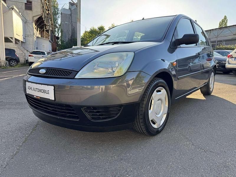 Usata Ford Fiesta Ambiente 60 CV (44 kW) 2003 Grigio Utilitaria