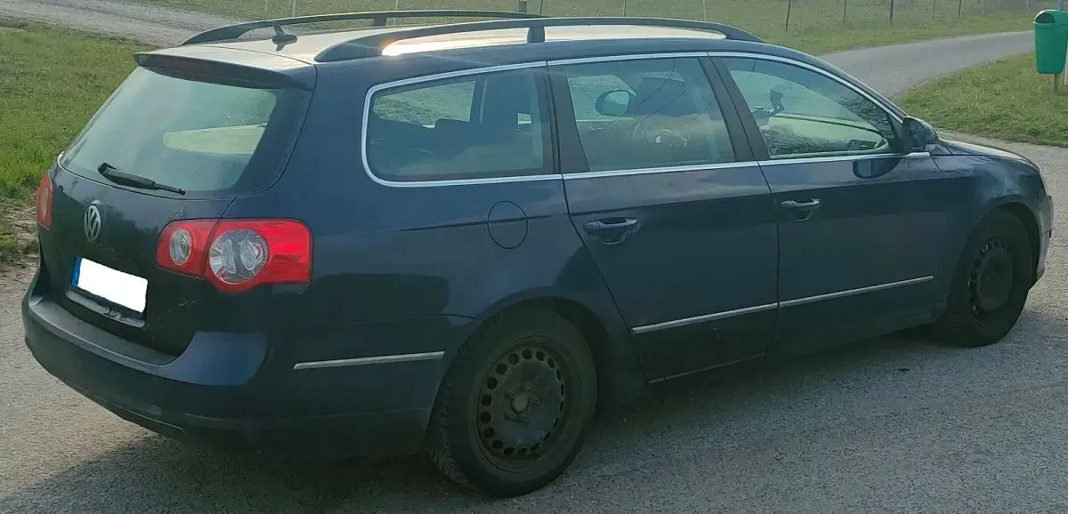 Gebraucht VW Passat Comfortline 140 PS (102 kW) 2006 Blau Kombi