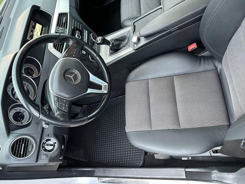 Gebraucht Mercedes 220 170 PS (125 kW) 2013 Silber Kombi