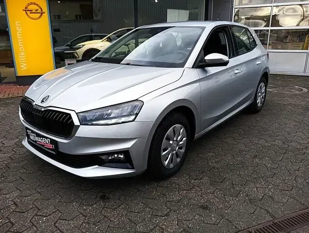 Gebraucht Skoda Fabia Selection 116 PS (85 kW) 2025 Silber Kleinwagen