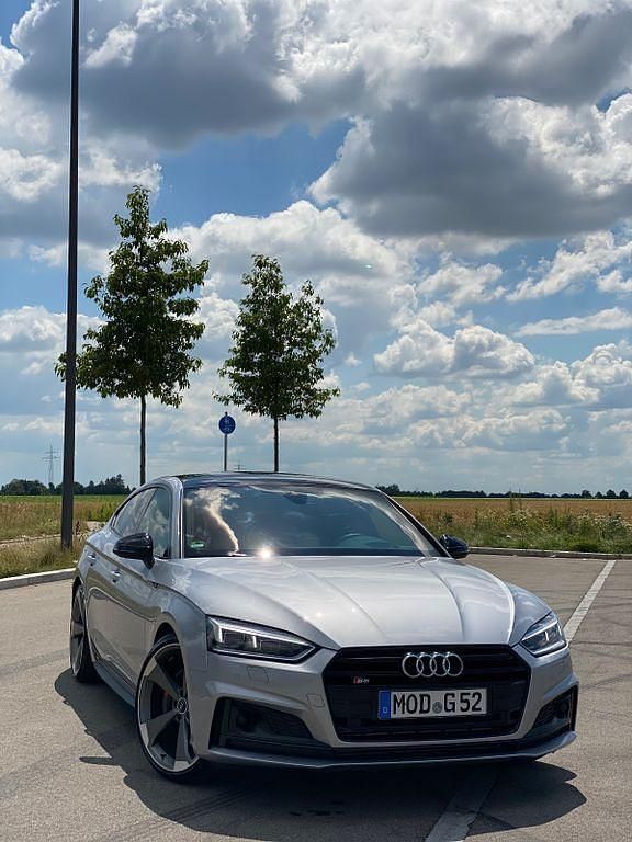 Silber Gebraucht 2018 Audi S5 Sportback Ambiente Kleinwagen | 33.790 € (Fairer Preis) - Bild 1/4