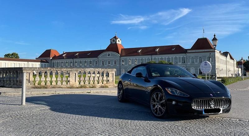 Gebraucht Maserati GranCabrio 450 PS (330 kW) 2014 Schwarz Cabrio