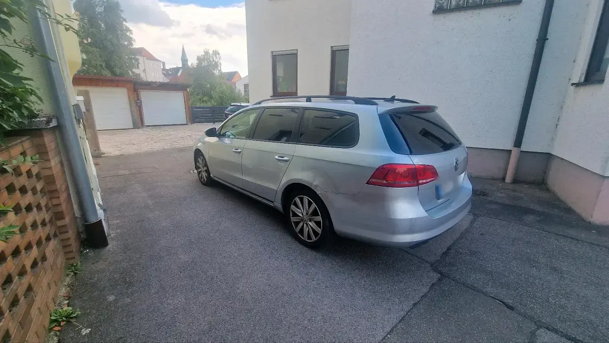 Gebraucht VW Passat 140 PS (102 kW) 2012 Silber Kombi