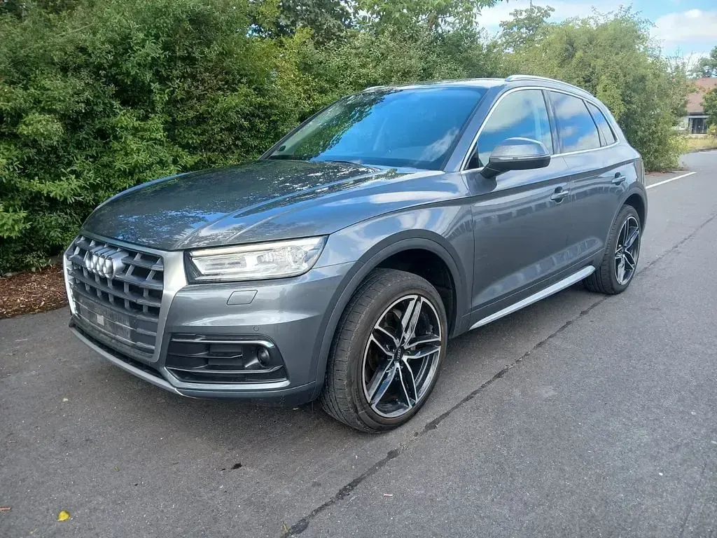 Gebraucht Audi Q5 Sport 190 PS (139 kW) 2019 Grau SUV