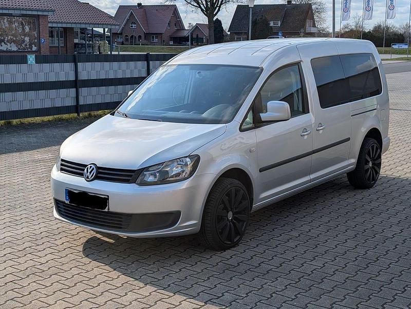 Gebraucht VW Caddy Maxi 102 PS (75 kW) 2012 Silber Van / Kleinbus