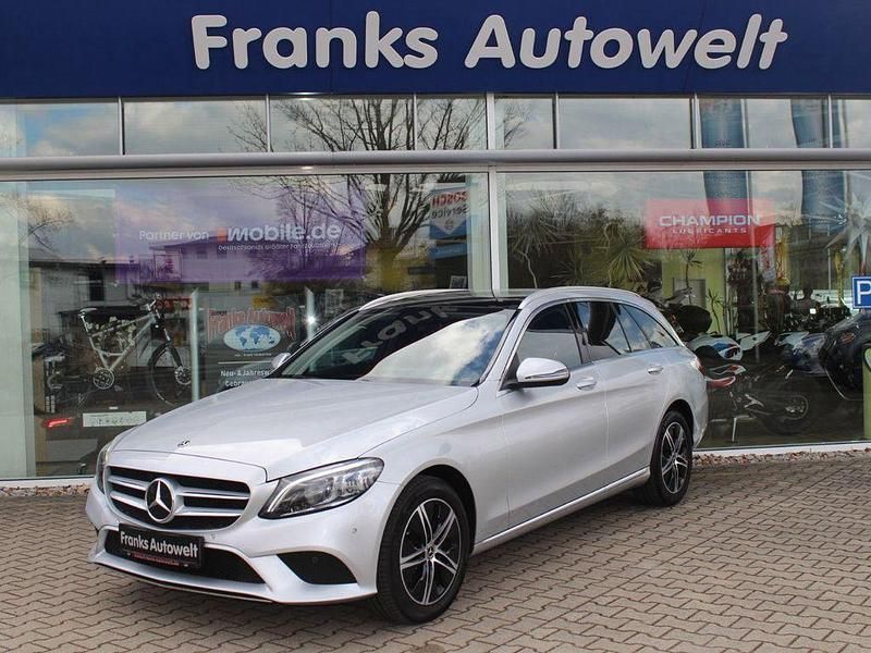 Gebraucht Mercedes C180 156 PS (114 kW) 2022 Silber Kombi