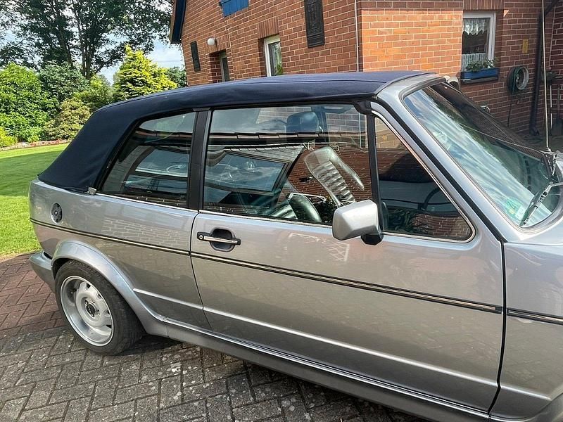Gebraucht VW Golf Cabriolet 95 PS (69 kW) 1988 Silber Cabrio