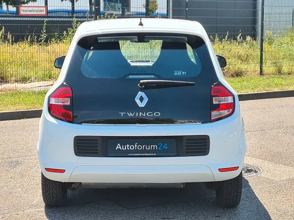 Gebraucht Renault Twingo LIMITED 69 PS (50 kW) 2018 Weiß Kleinwagen