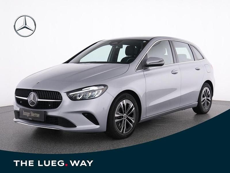 Silber Gebraucht 2024 Mercedes B180 Progressive Van / Kleinbus | 30.975 € (Guter Preis) - Bild 1/4