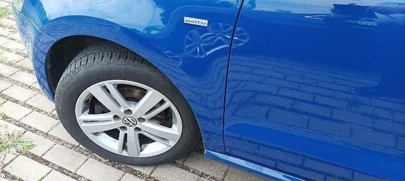Gebraucht VW Polo Match 60 PS (44 kW) 2012 Blau Limousine