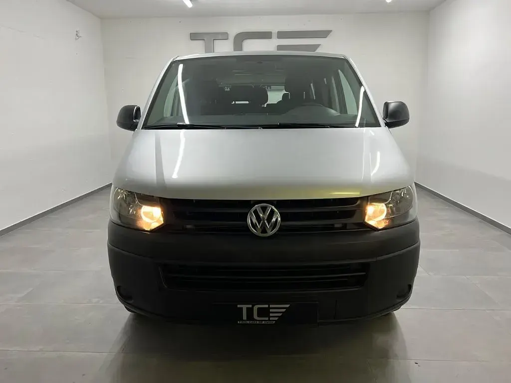 Gebraucht VW Caravelle 140 PS (102 kW) 2014 Silber Van