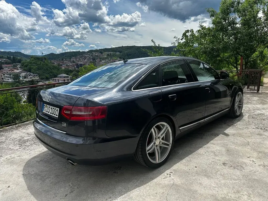 Gebraucht Audi A6 Ambiente 239 PS (175 kW) 2010 Grau Limousine