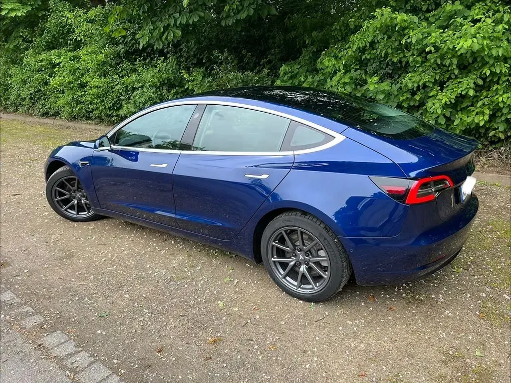 Usado Tesla Model 3 324 kW (441 HP) 2019 Azul Sedan