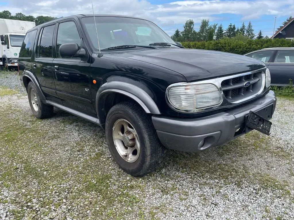 Gebraucht Ford Explorer Limited 204 PS (150 kW) 2000 Schwarz SUV