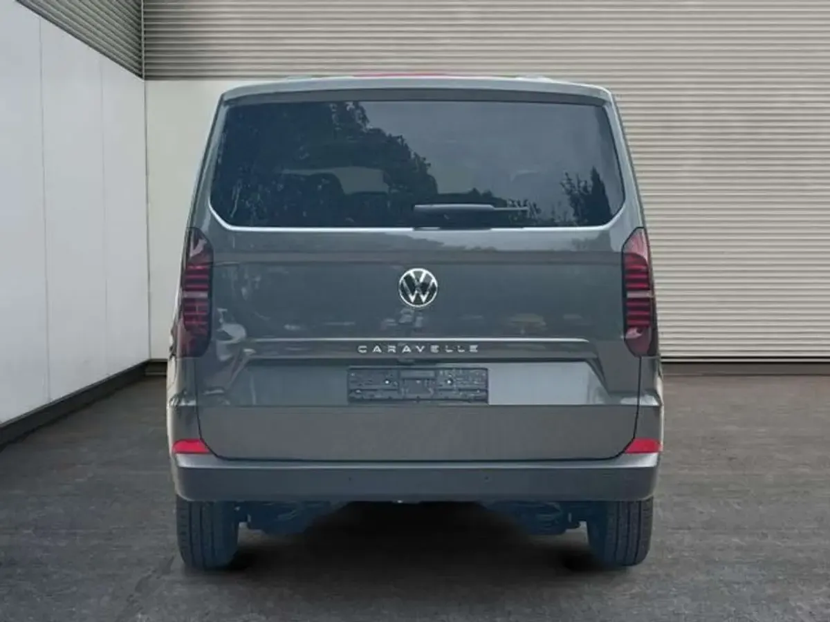 Nuevo VW Caravelle 170 CV (125 kW) 2026 Gris Van