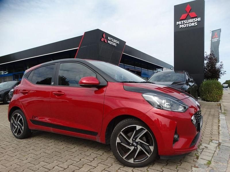 Rot Gebraucht 2022 Hyundai i10 Edition 30+ Kleinwagen | 13.490 € (Fairer Preis) - Bild 1/4