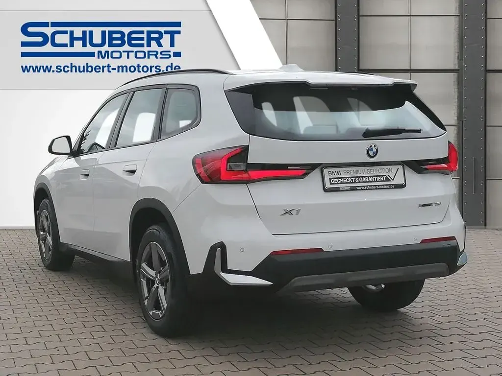 Gebraucht BMW X1 204 PS (150 kW) 2023 Weiß SUV