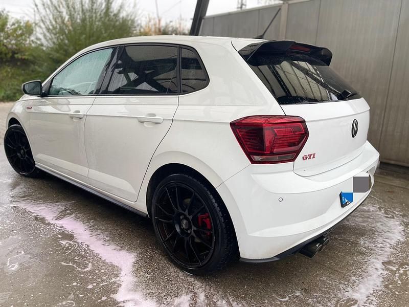 Second-hand VW Polo GTI 200 CP (147 kW) 2018 Alb Hatchback