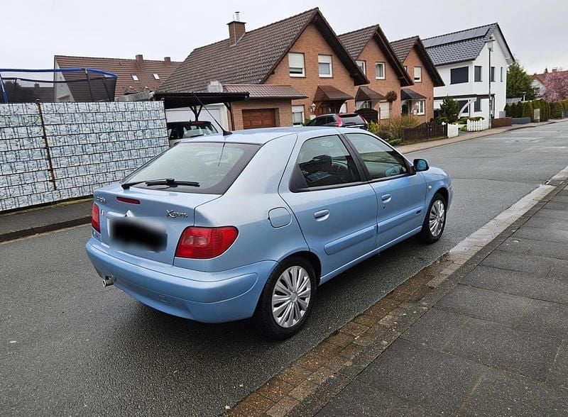 Gebraucht Citroën Xsara 109 PS (80 kW) 2002 Blau Limousine