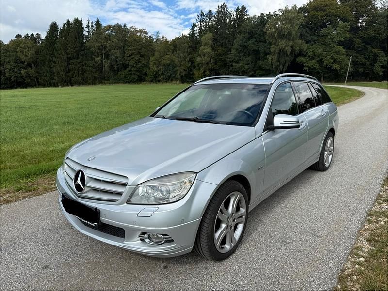 Gebraucht Mercedes C180 2009 Silber Limousine