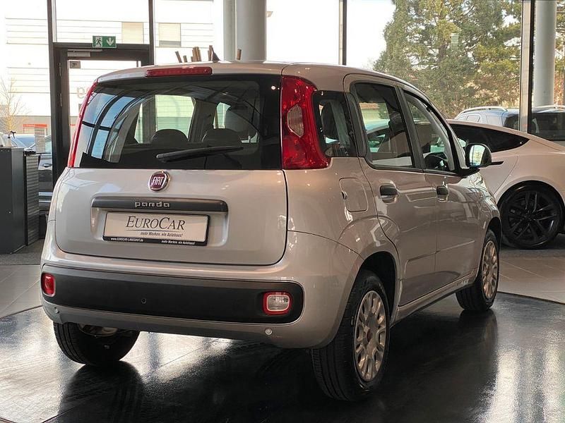 Gebraucht Fiat Panda Connect 69 PS (50 kW) 2020 Grau Kleinwagen