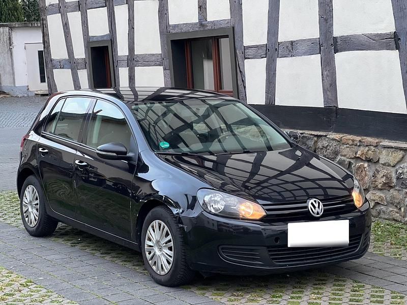 Schwarz Gebraucht 2009 VW Golf VI Limousine | 2.400 € (Guter Preis) - Bild 1/4
